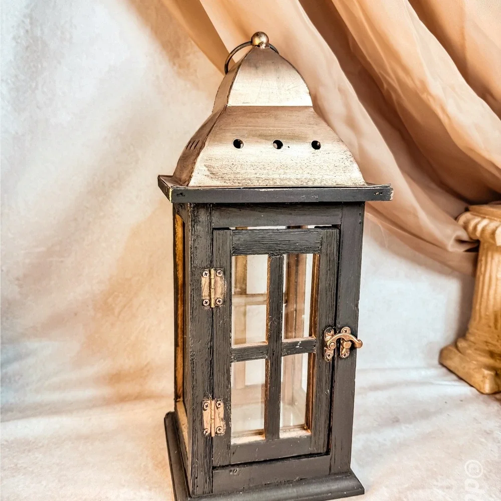 Farmhouse Lantern